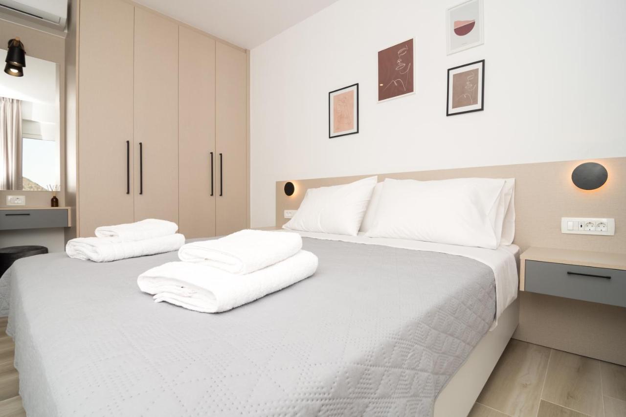 Allview Apartments Palaiochora Luaran gambar