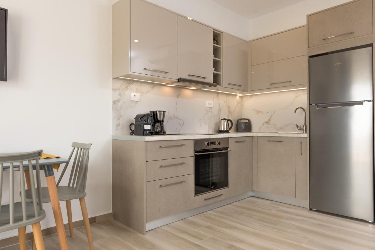 Allview Apartments Palaiochora Luaran gambar