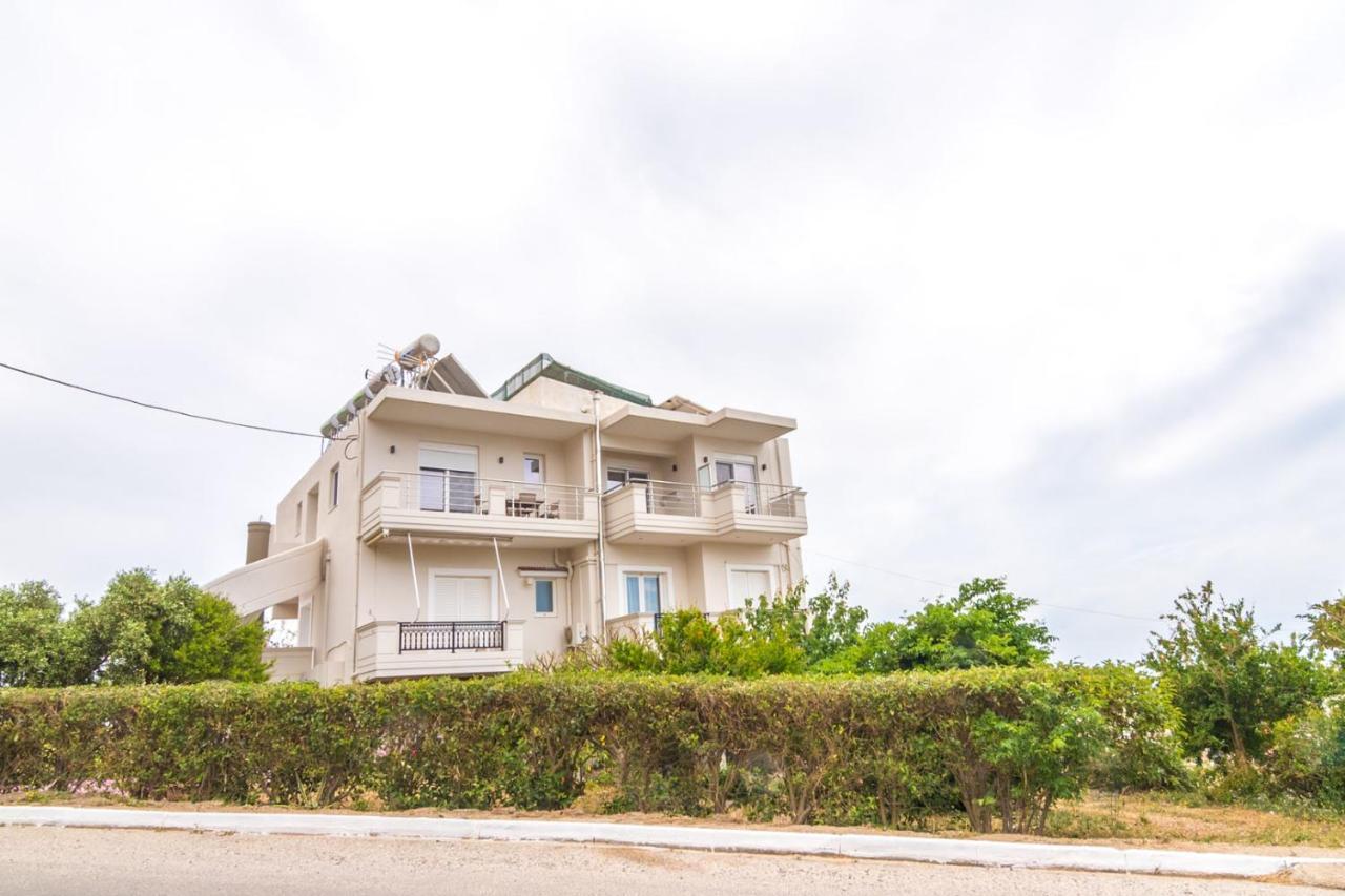 Allview Apartments Palaiochora Luaran gambar